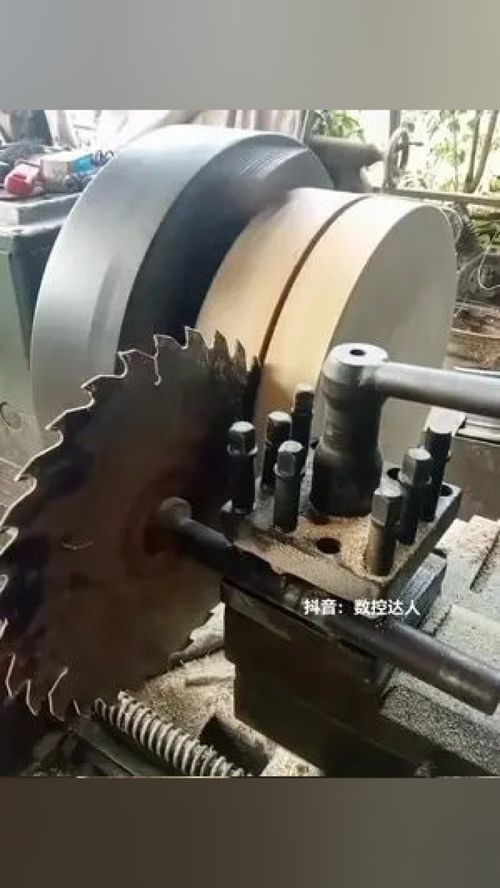 這切斷刀有點嚇人啊 普車 數控刀具 機械加工